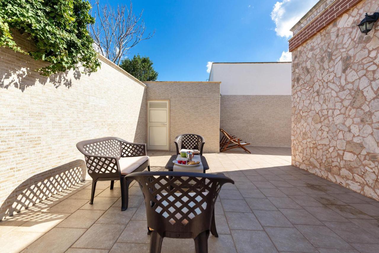 Villetta Martina By Barbarhouse Porto Cesareo Exterior photo