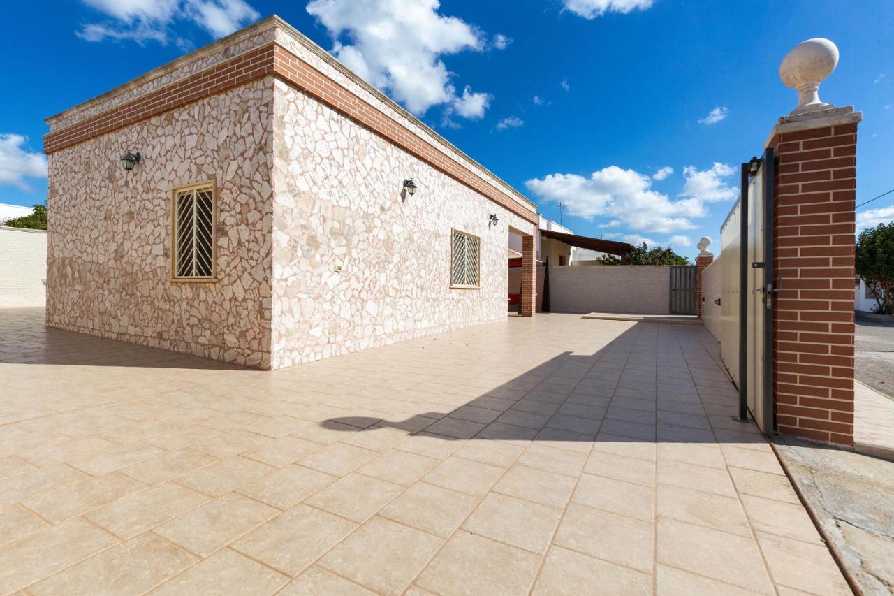 Villetta Martina By Barbarhouse Porto Cesareo Exterior photo